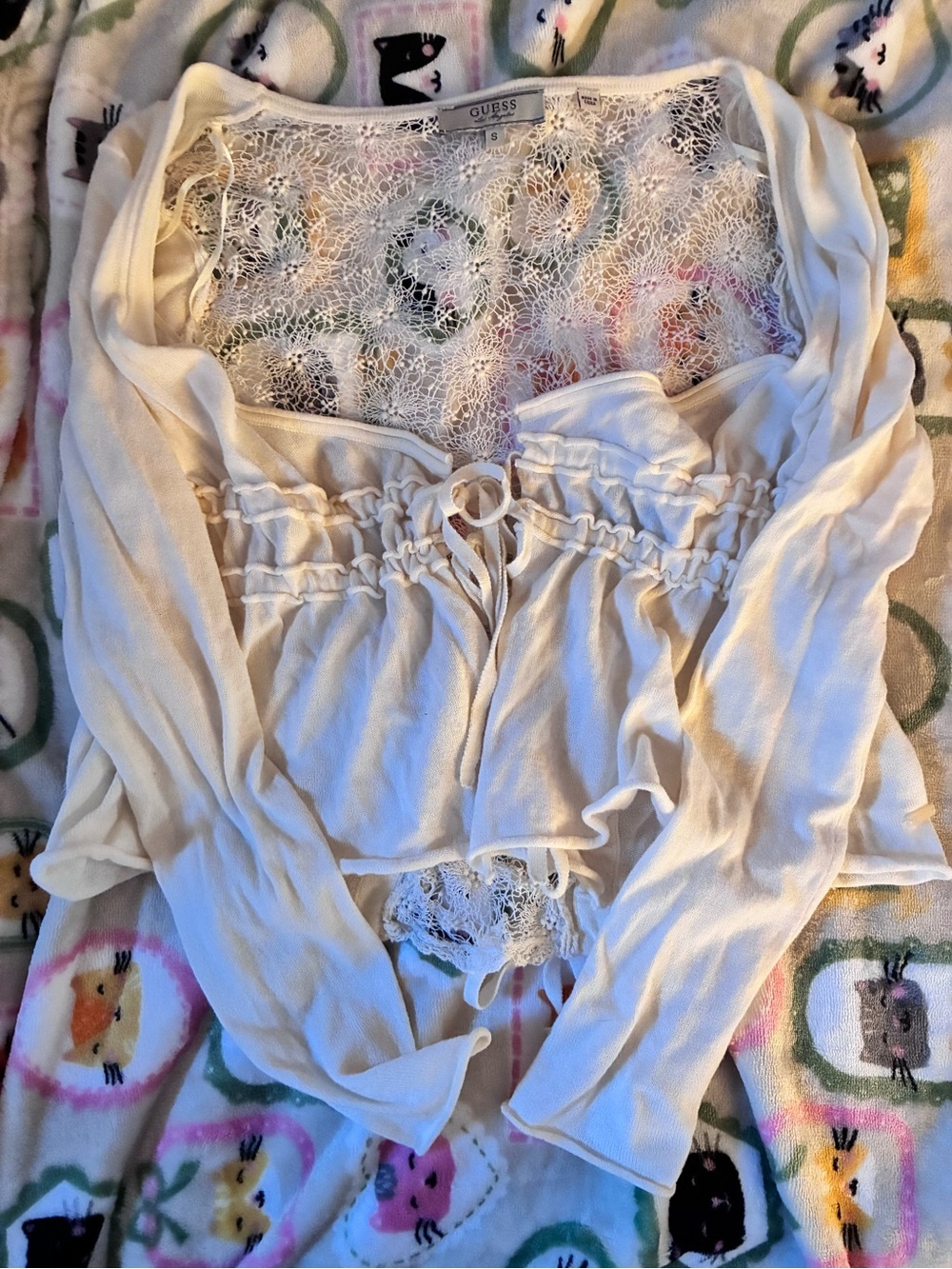 GUESS Cream Lace-Front Long Sleeve Chemise Top